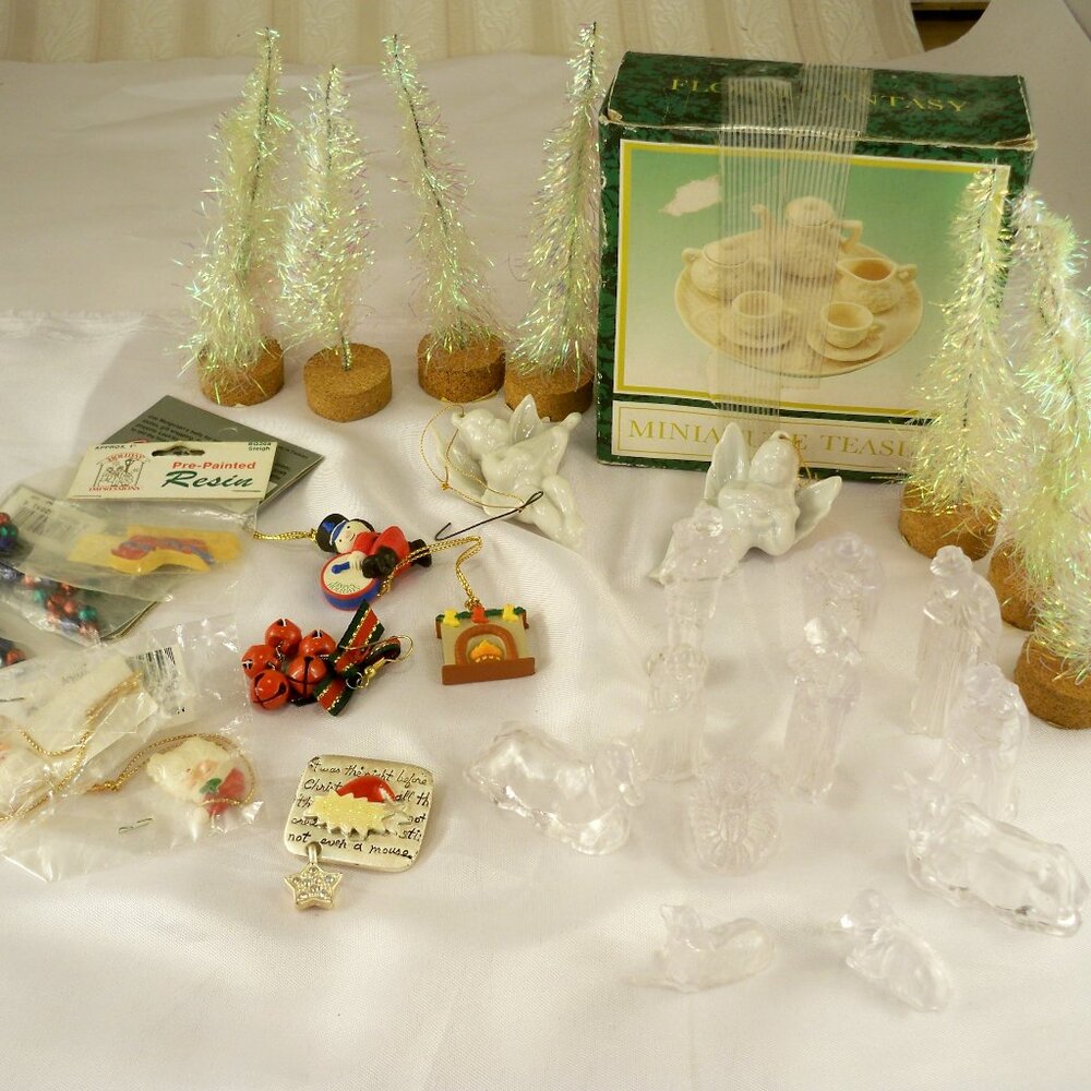 Plastic Nativity, Tea set, Ornaments, Other